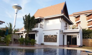 Pool Villa for sell on nice beach road, house 2-3 bed VIP Chain Resort
